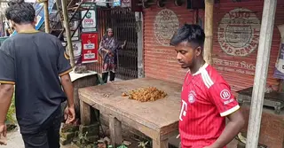যশোরে পচা ও অস্বাস্থ্যকর গরুর মাংস বিক্রির অভিযোগ